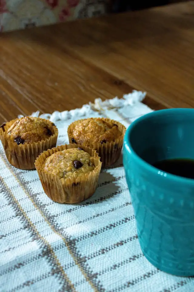 Corn_Cornbread_Muffins_Thyme_Savory_Treat_Delicious_Baked_Good_Cornbread_Flavor_Savory_Herb_Aromatic_Muffin_Healthy_Snack_Natural_Ingredients_Wholesome_Baking_Cornbread_Texture_Satisfying_Bite_Homemade_Ayurvedic_Snack_Thyme_Aroma_Nourishing_Treat_Ayurvedic_Food_Ayurveda